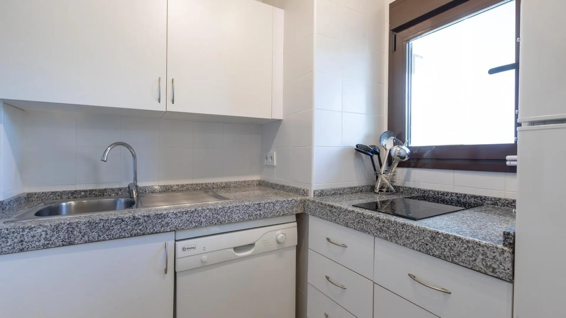 Marina De La Duquesa 805 Apartment Manilva